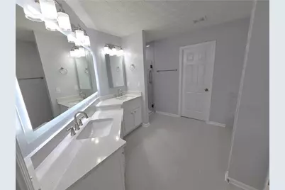 4060 Crescent Walk Lane, Suwanee, GA 30024 - Photo 11