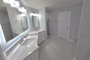 4060 Crescent Walk Ln, Suwanee, GA 30024 - Photo 11