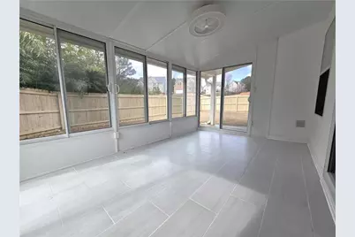 4060 Crescent Walk Lane, Suwanee, GA 30024 - Photo 19