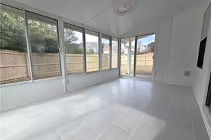 4060 Crescent Walk Ln, Suwanee, GA 30024 - Photo 19