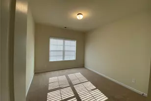 5595 Mirror Lake Dr, Cumming, GA 30028 - Photo 33