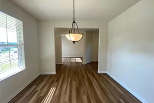 5595 Mirror Lake Dr, Cumming, GA 30028 - Photo 9