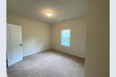 5595 Mirror Lake Drive, Cumming, GA 30028 - Photo 29