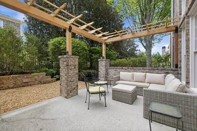 305 Wembley Circle, Sandy Springs, GA 30328 - Photo 33