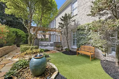 305 Wembley Circle, Sandy Springs, GA 30328 - Photo 3