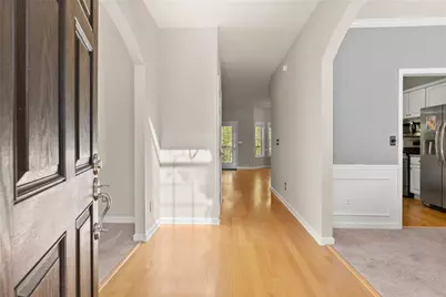 3656 Castle View Court, Suwanee, GA 30024 - Photo 3