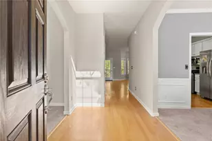 3656 Castle View Ct, Suwanee, GA 30024 - Photo 3