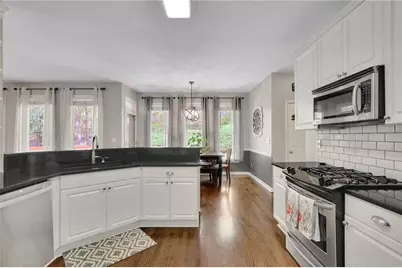 5406 Hunting Pine Drive, Powder Springs, GA 30127 - Photo 9