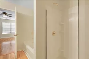 1102 Pleasant Oaks Ct, Lawrenceville, GA 30044 - Photo 31