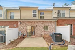 1102 Pleasant Oaks Ct, Lawrenceville, GA 30044 - Photo 5