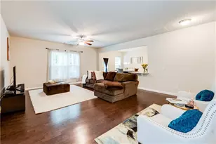 248 Hardy Water Dr, Lawrenceville, GA 30045 - Photo 3