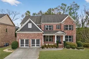 490 Brookwood Estates Dr, Alpharetta, GA 30005 - Photo 1