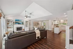 649 Radford Cir, Woodstock, GA 30188 - Photo 5