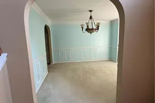 6906 Wynmeadow Dr, Stone Mountain, GA 30087 - Photo 9