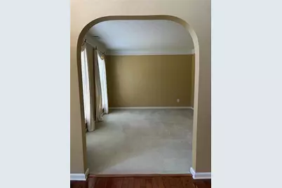 6906 Wynmeadow Drive, Stone Mountain, GA 30087 - Photo 13