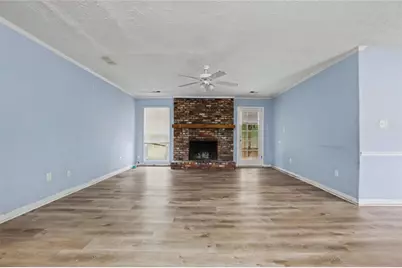 20 Lakeside Drive, Ellenwood, GA 30294 - Photo 5