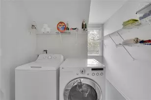 335 Trowbridge Ln, Lawrenceville, GA 30043 - Photo 21