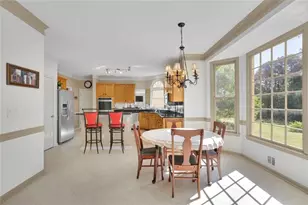 335 Trowbridge Ln, Lawrenceville, GA 30043 - Photo 11