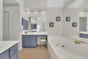 335 Trowbridge Ln, Lawrenceville, GA 30043 - Photo 15