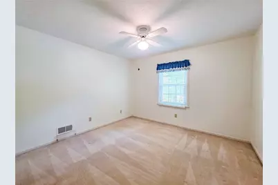5385 Seaton Way, Dunwoody, GA 30338 - Photo 19