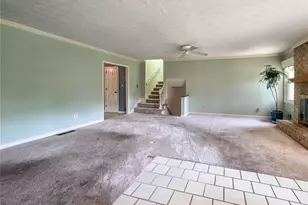 5385 Seaton Way, Dunwoody, GA 30338 - Photo 9