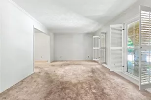 5385 Seaton Way, Dunwoody, GA 30338 - Photo 5