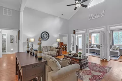 605 Peach Place, Loganville, GA 30052 - Photo 11