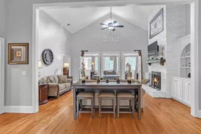 605 Peach Place, Loganville, GA 30052 - Photo 5