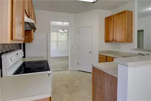 5847 Landers Loop, Fairburn, GA 30213 - Photo 11