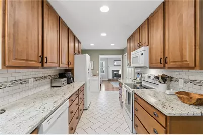 427 Angie Way SW, Lilburn, GA 30047 - Photo 9