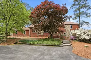 4228 Cove Ct NE, Marietta, GA 30067 - Photo 3