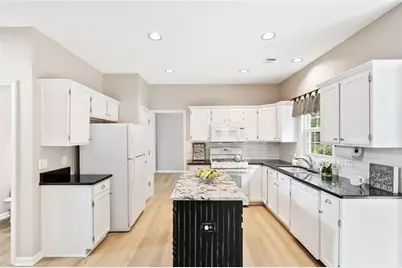 4085 River Green Parkway, Duluth, GA 30096 - Photo 9