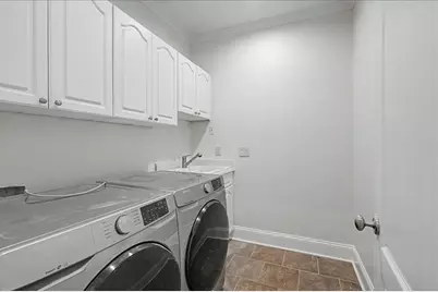 3880 Stratford Walk Circle NE, Atlanta, GA 30342 - Photo 33