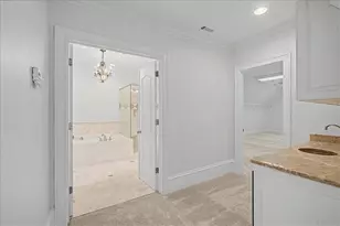 3880 Stratford Walk Circle NE, Atlanta, GA 30342 - Photo 23