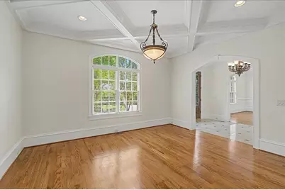 3880 Stratford Walk Circle NE, Atlanta, GA 30342 - Photo 13