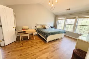 552 Glen Level Cir, Sugar Hill, GA 30518 - Photo 9