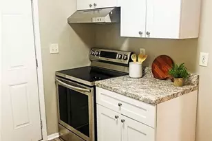 4701 Flat Shoals Rd, Union City, GA 30291 - Photo 9