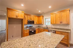 135 Rocky Branch Dr, Murrayville, GA 30564 - Photo 11