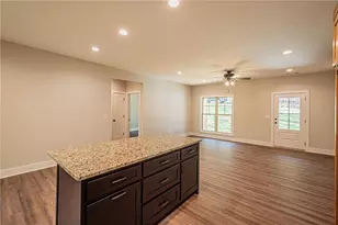 135 Rocky Branch Dr, Murrayville, GA 30564 - Photo 23