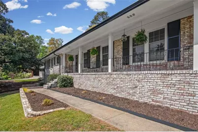 2808 Beverly Hills Drive, Marietta, GA 30068 - Photo 5
