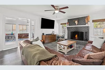 2808 Beverly Hills Drive, Marietta, GA 30068 - Photo 13