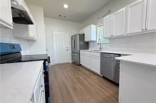 3690 Adamsville Dr SW, Atlanta, GA 30331 - Photo 5