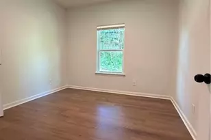 3690 Adamsville Dr SW, Atlanta, GA 30331 - Photo 7