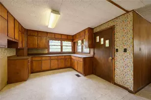 2704 County Line Rd NW, Acworth, GA 30101 - Photo 9