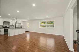 17 Crestwood Rd, Cartersville, GA 30121 - Photo 5