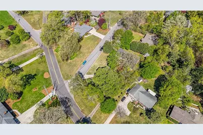 636 Holly Drive, Gainesville, GA 30501 - Photo 47