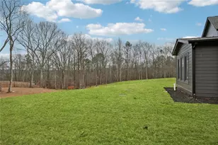 24 Rocking Wood Dr, Auburn, GA 30011 - Photo 95