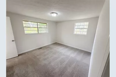 6372 S Skyline Drive, Douglasville, GA 30135 - Photo 11