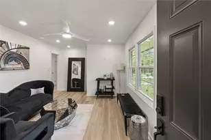 1979 Creekside Ct, Decatur, GA 30032 - Photo 3