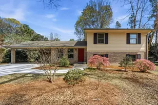 1471 Camelot Ln, Tucker, GA 30084 - Photo 1